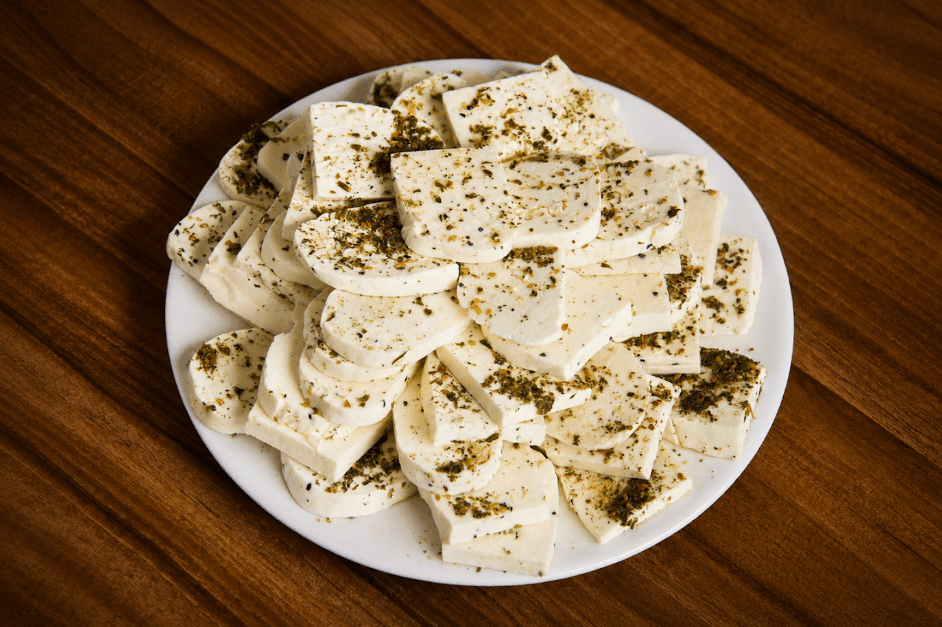 سلطة جبنة عكاوي باردة 250 جم